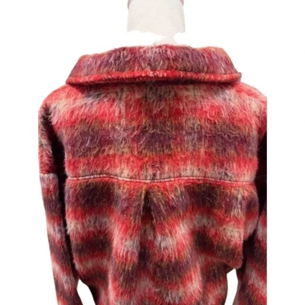 Vigoss Womens L Plaid Shacket Red Purple Fuzzy Cropped‎ Button Front Jacket NWT